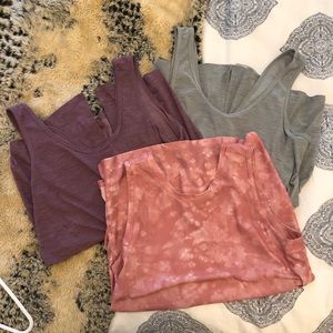 Set of 3 Workout Tanks ON